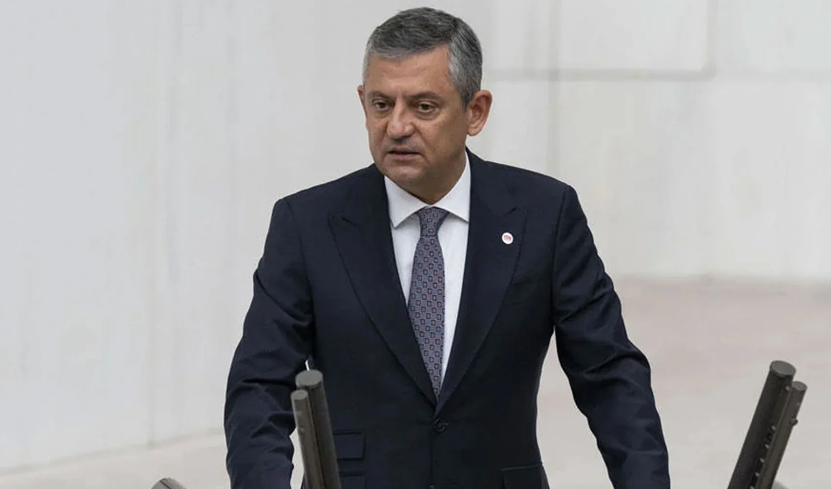Özgür Özel: “Barışın sorumluluğunu taşıyarak evet diyeceğiz”
